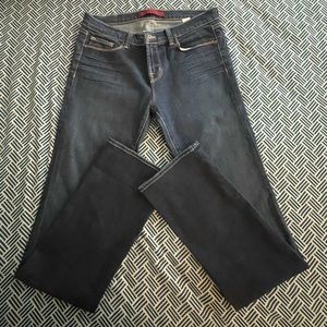 EUC! J Brand straight cut stretch denims s32